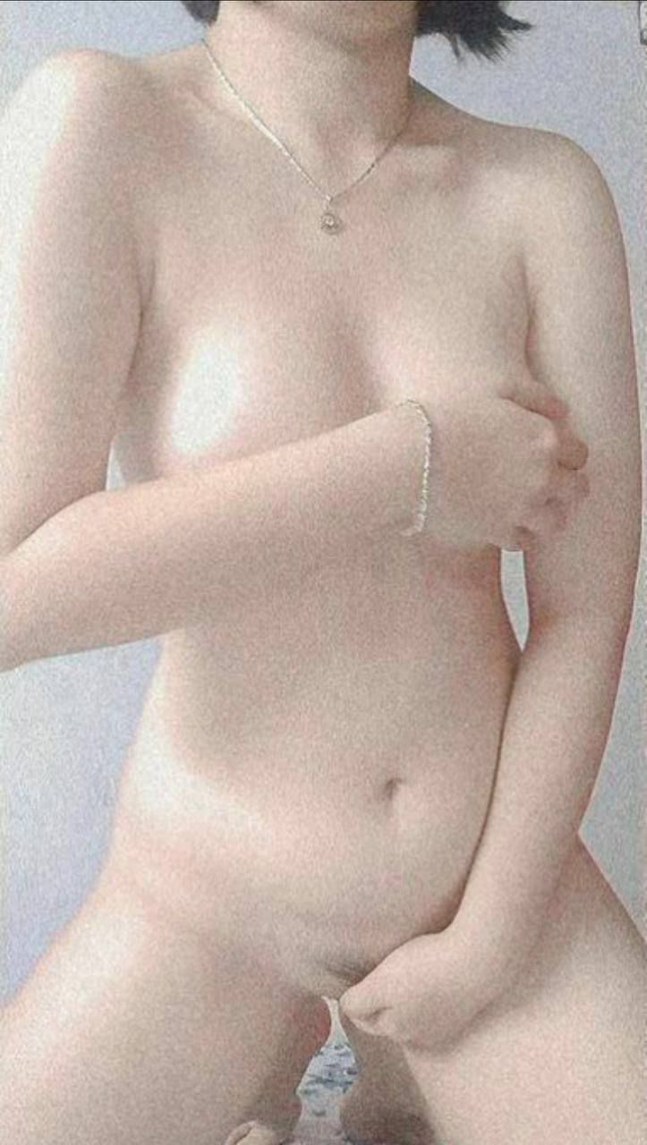 Em học sinh chuyên văn với vẻ ngoài giản dị và ít nói nhưng thật ra nghiện “sex”